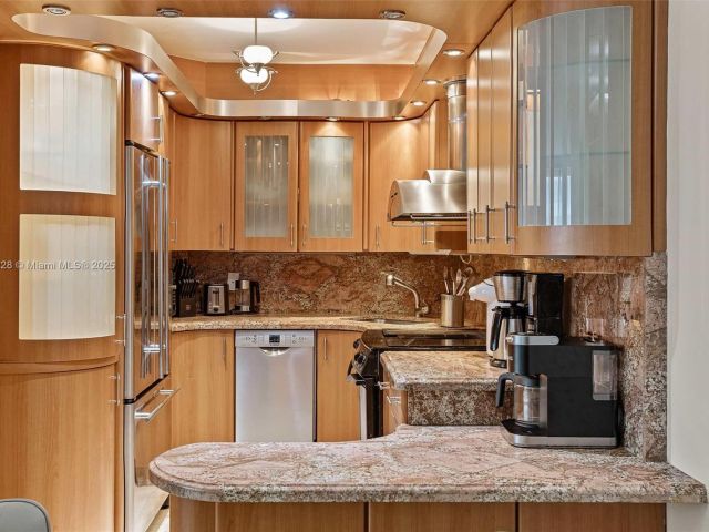 Продажа квартиры #1117 - фото 5907912