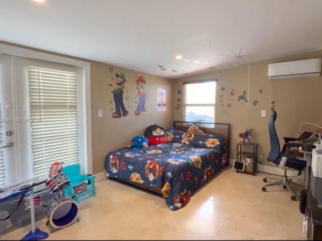 Продажа дома по адресу 2543 Marathon Ln - фото 5891617