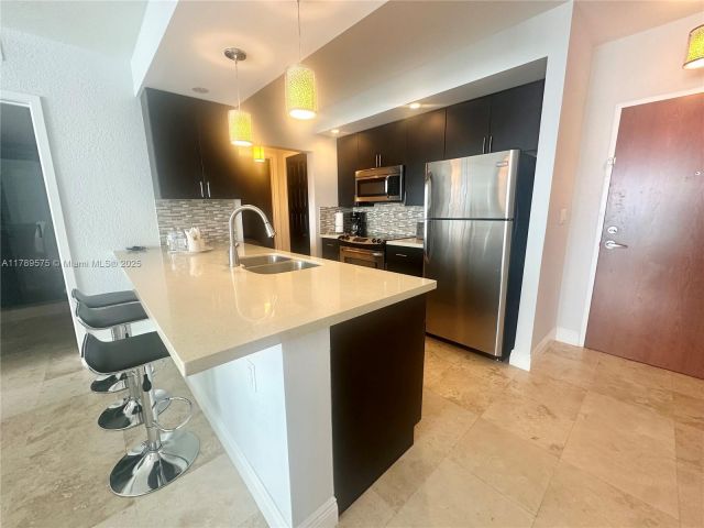 Продажа квартиры #5Y - фото 5921317