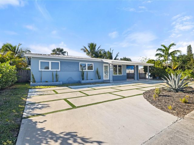 Продажа дома по адресу 2917 NW 9th Ave - фото 5995838