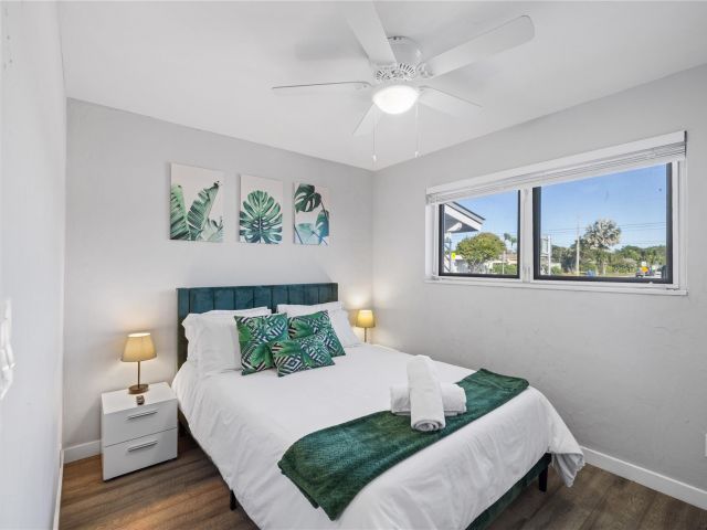 Продажа дома по адресу 2917 NW 9th Ave - фото 5995845