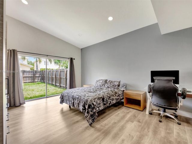 Продажа дома по адресу 12113 SW 249th St - фото 5955902