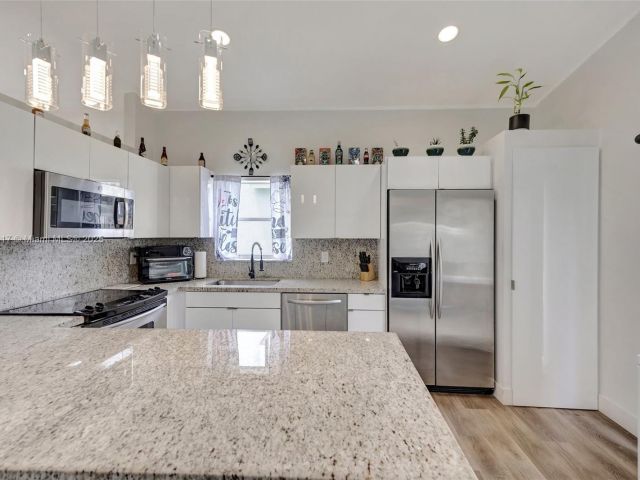 Продажа дома по адресу 12113 SW 249th St - фото 5955907