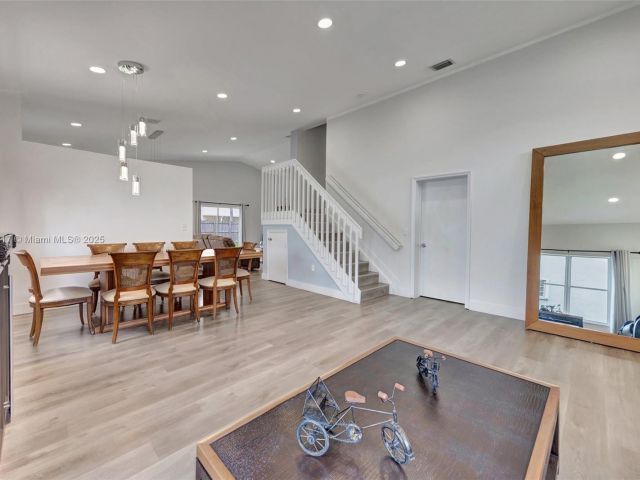 Продажа дома по адресу 12113 SW 249th St - фото 5955912