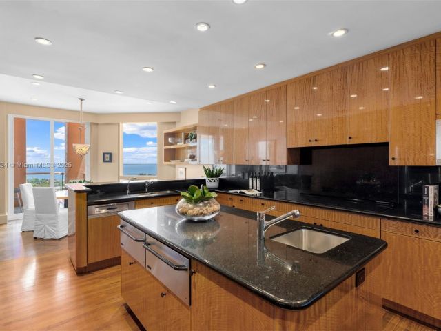 Продажа квартиры #16K - фото 5919089