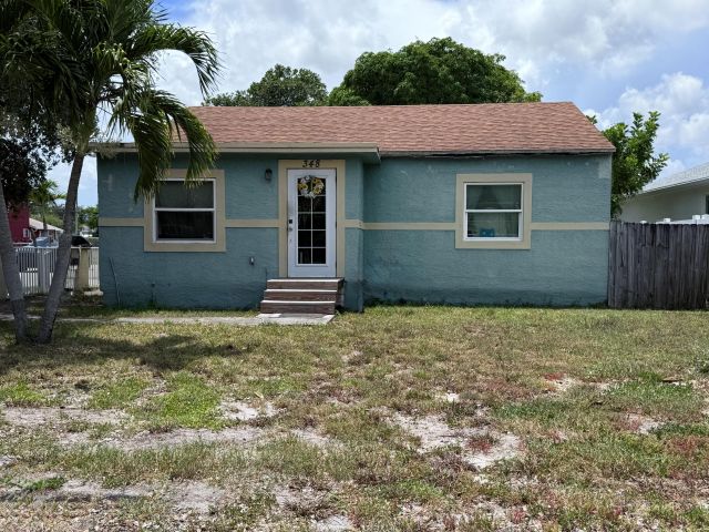 Продажа дома по адресу 348 SW 4th Avenue - фото 6392086