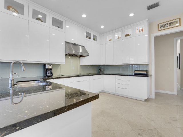 Продажа дома по адресу 12943 N Normandy Way - фото 5862647