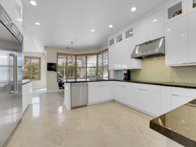 Продажа дома по адресу 12943 N Normandy Way - фото 5862649