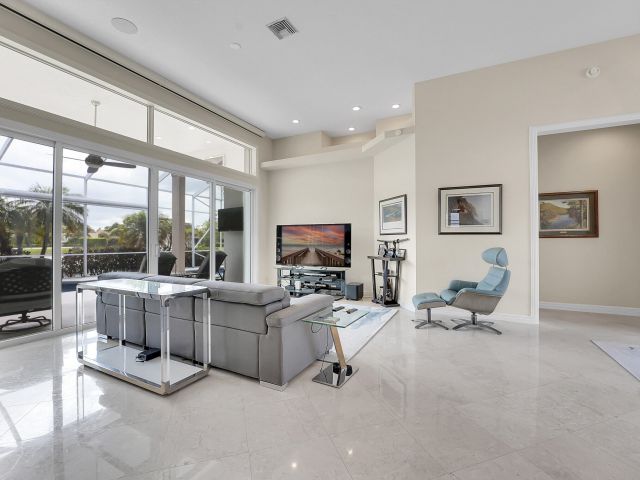 Продажа дома по адресу 12943 N Normandy Way - фото 5862653