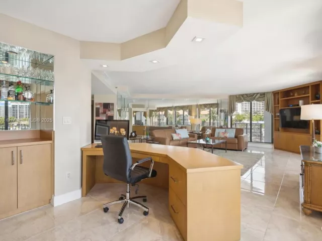 Продажа квартиры #601 - фото 6479558