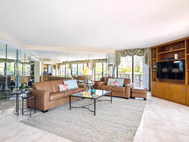 Продажа квартиры #601 - фото 6479561