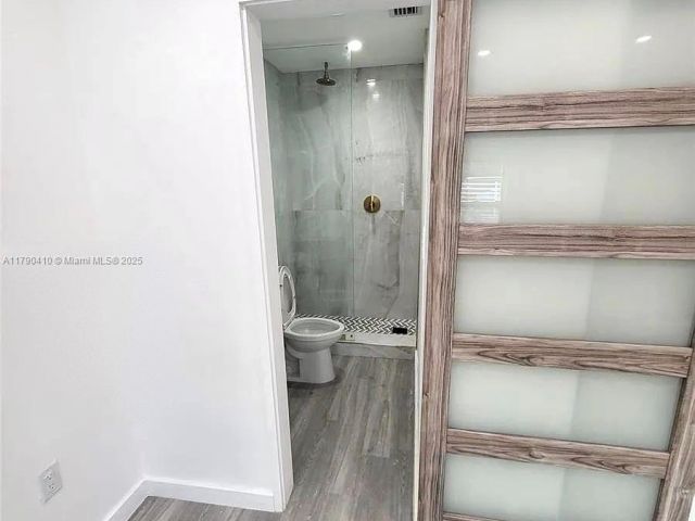 Продажа дома по адресу 1945 NW 51 st Ter - фото 6103894