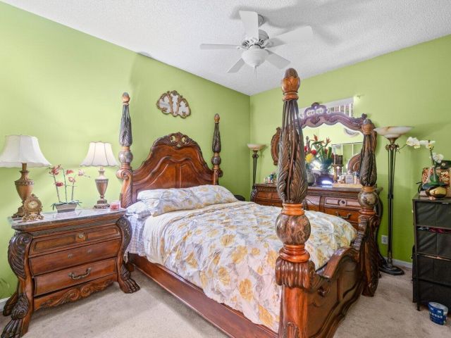 Продажа дома по адресу 1405 Fairway Circle - фото 6230979