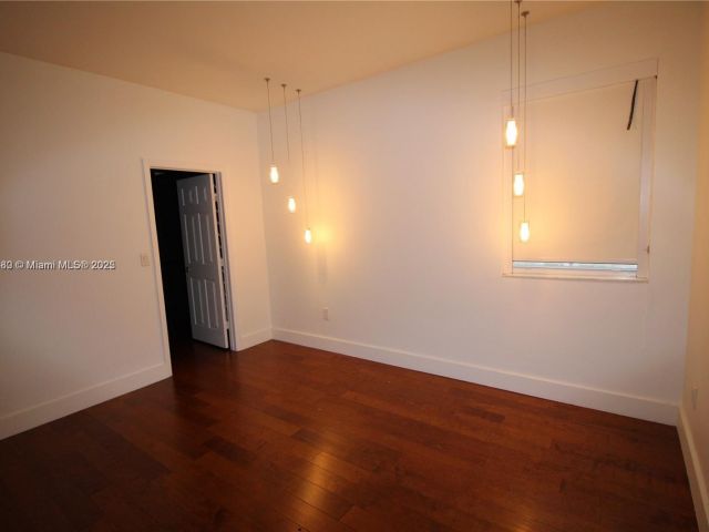 Продажа дома по адресу 10564 NW 70th Ln - фото 5859776