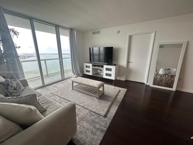 Продажа квартиры #3308 - фото 5967318