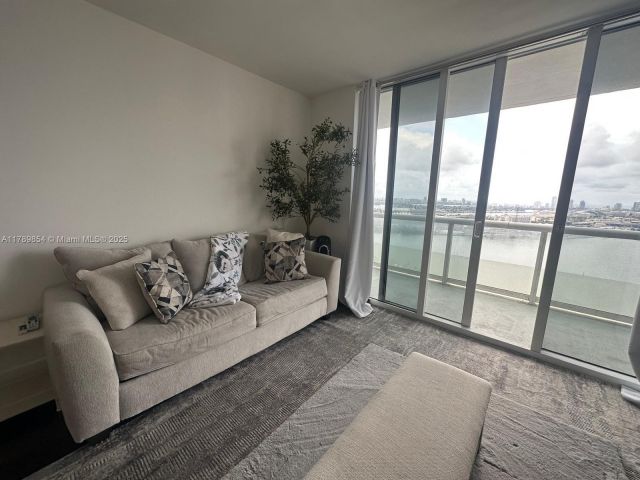 Продажа квартиры #3308 - фото 5967320