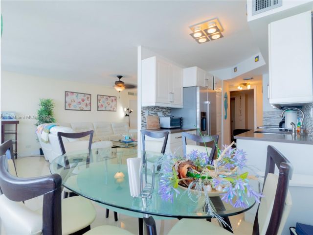 Продажа квартиры #2219 - фото 5896275