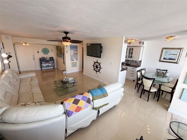 Продажа квартиры #2219 - фото 5896283