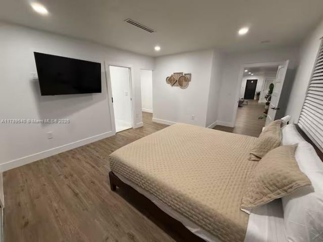 Дом в аренду по адресу 2918 SW 2nd St 2918 - фото 5974760