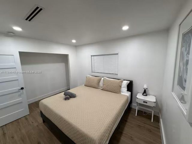 Дом в аренду по адресу 2918 SW 2nd St 2918 - фото 5974769