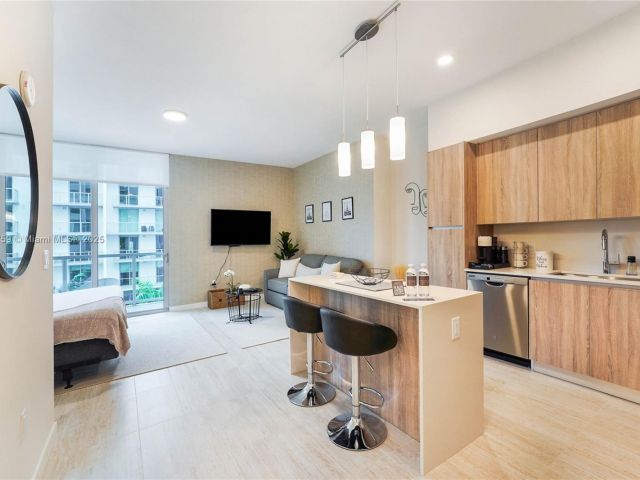 Продажа квартиры #N-821 - фото 5966281