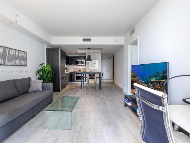 Продажа квартиры #1205 - фото 5930065