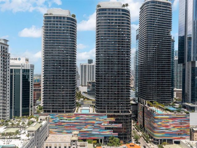 Продажа квартиры #1205 - фото 5930069