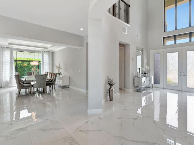 Продажа дома по адресу 7015 NW 27th Avenue - фото 5942286