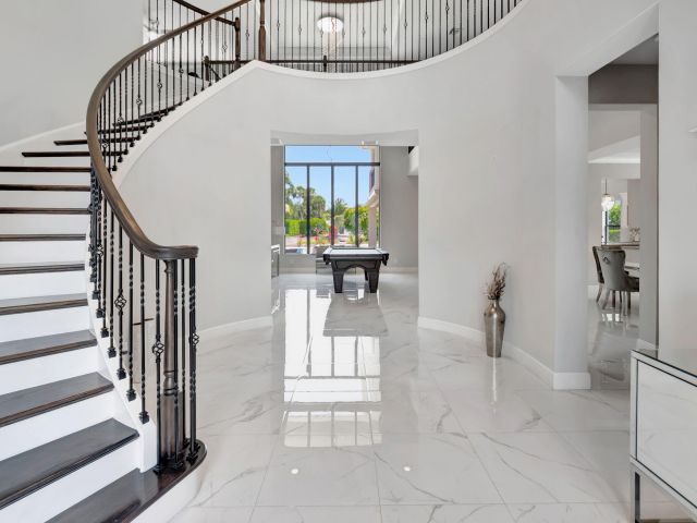 Продажа дома по адресу 7015 NW 27th Avenue - фото 5942292