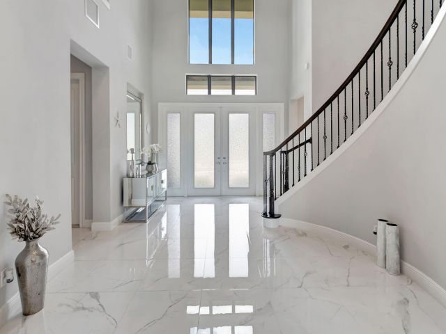 Продажа дома по адресу 7015 NW 27th Avenue - фото 5942293