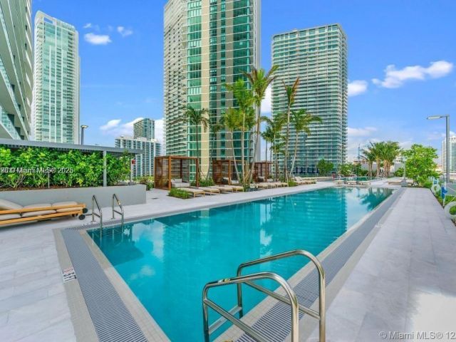 Квартира в аренду номер3601 - фото 5927671