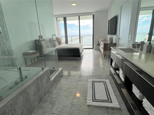 Квартира в аренду номер3601 - фото 5927679