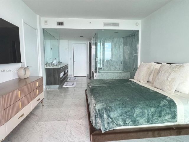 Квартира в аренду номер3601 - фото 5927680