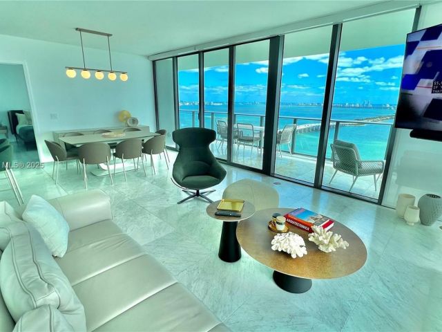 Квартира в аренду номер3601 - фото 5927682