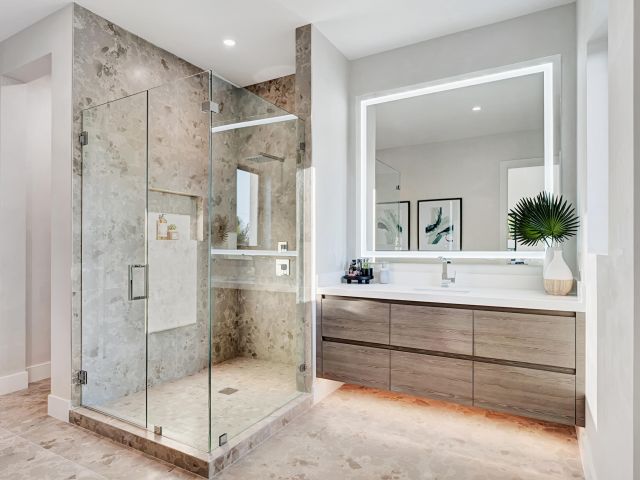 Продажа дома по адресу 1133 NE 3rd Avenue - фото 5942363