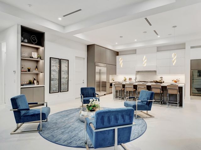 Продажа дома по адресу 1133 NE 3rd Avenue - фото 5942365