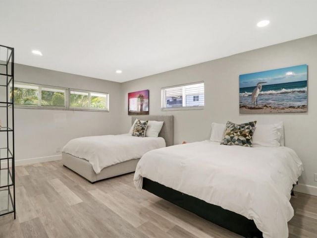 Продажа дома по адресу 5201 NE 33rd Avenue - фото 6035398