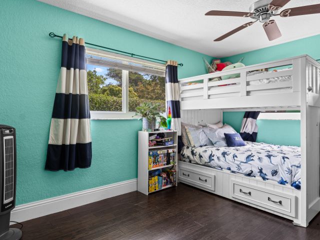 Продажа дома по адресу 912 Roberts Road - фото 5878282