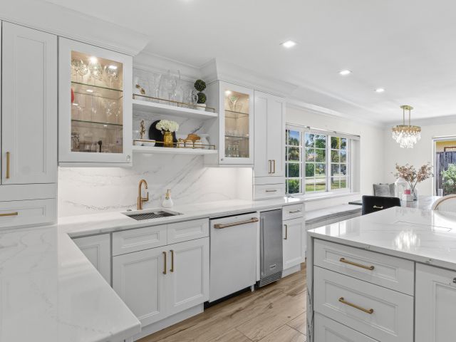 Продажа дома по адресу 912 Roberts Road - фото 5878290