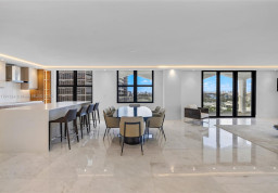 Квартира #17R