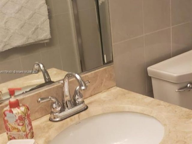 Квартира в аренду номер1208 - фото 7469976