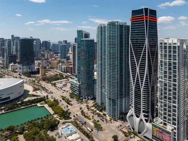 Продажа квартиры #5801 - фото 5922933