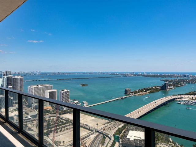 Продажа квартиры #5801 - фото 5922945