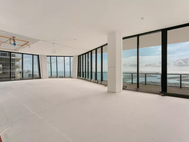 Продажа квартиры #5801 - фото 5922942