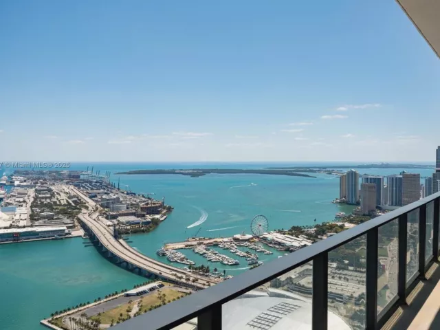 Продажа квартиры #5801 - фото 5922947