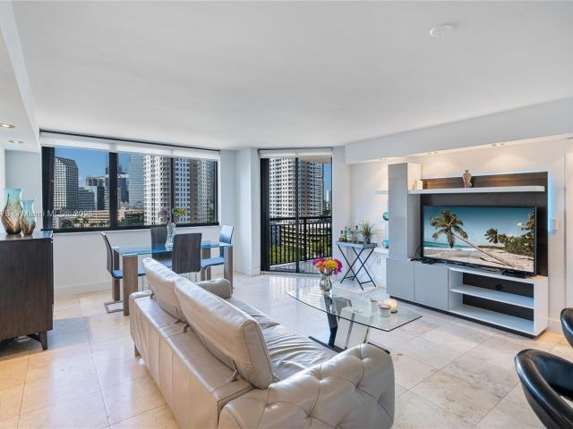 Продажа квартиры #1411 - фото 5917791