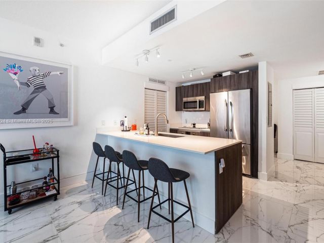 Продажа квартиры #1708 - фото 5899918