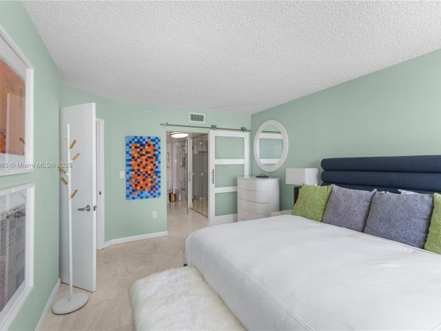 Продажа квартиры #2102 - фото 6006613