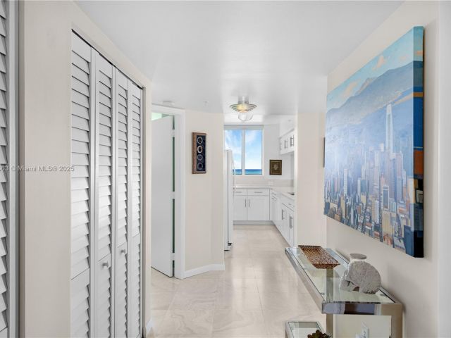 Продажа квартиры #2102 - фото 6006615