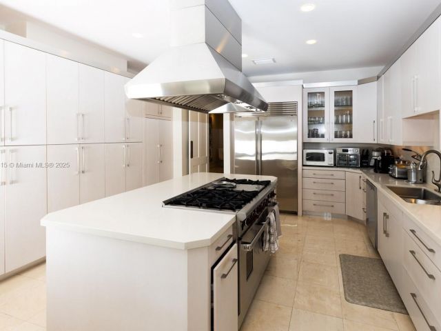 Продажа дома по адресу  - фото 5887928